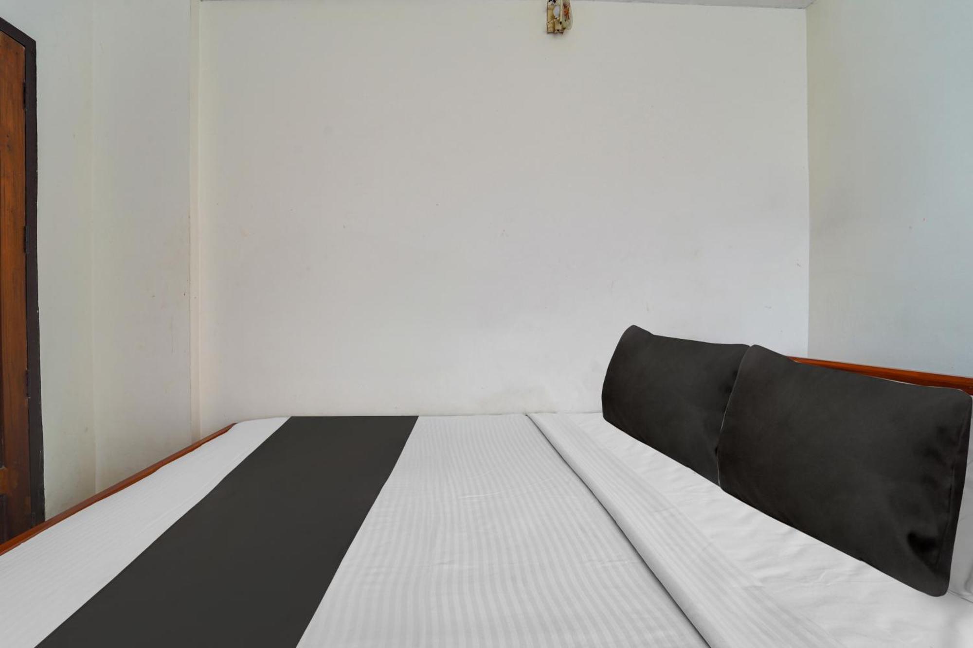 Hotel O Sai Tourist Home Thiruvananthapuram Buitenkant foto