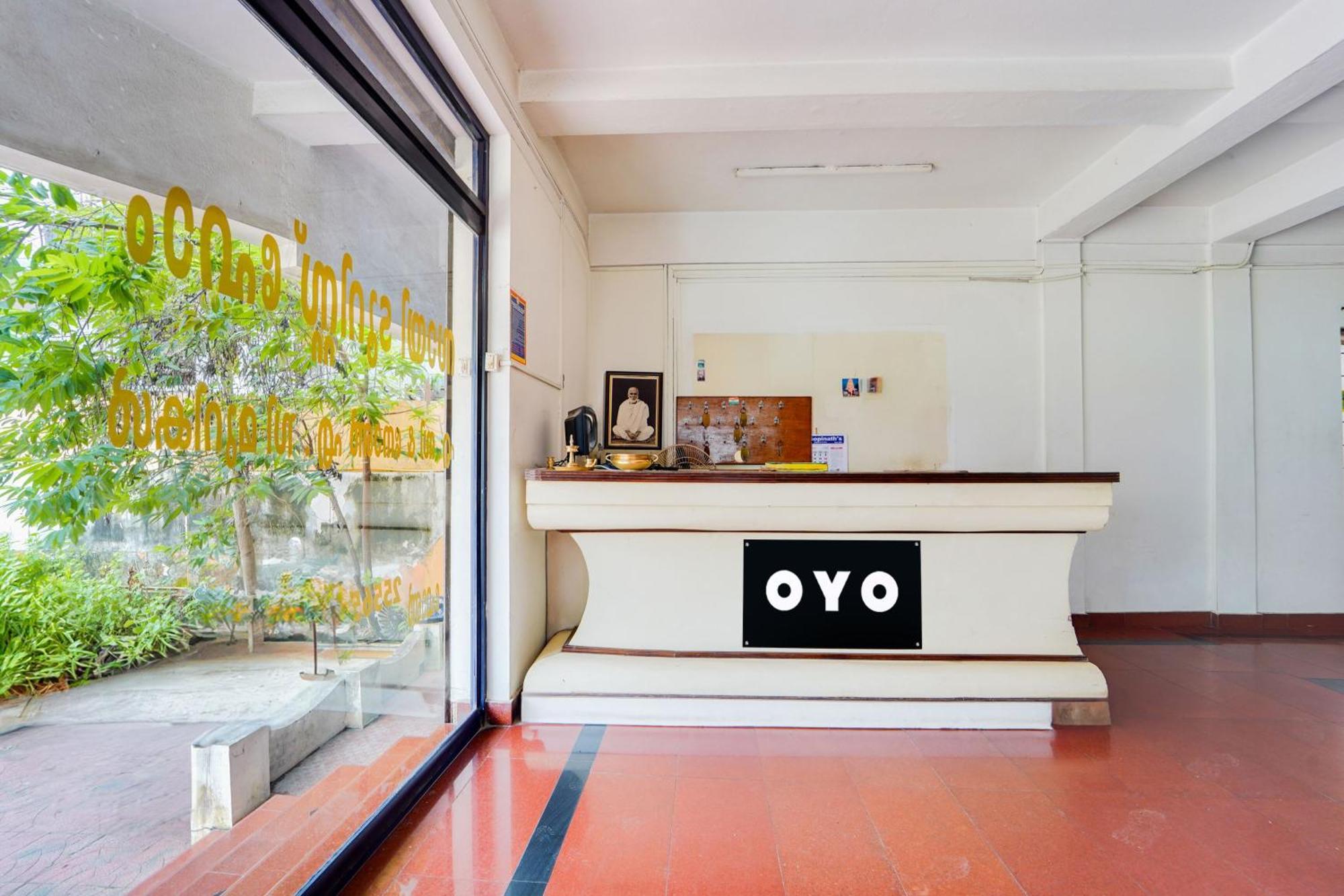 Hotel O Sai Tourist Home Thiruvananthapuram Buitenkant foto