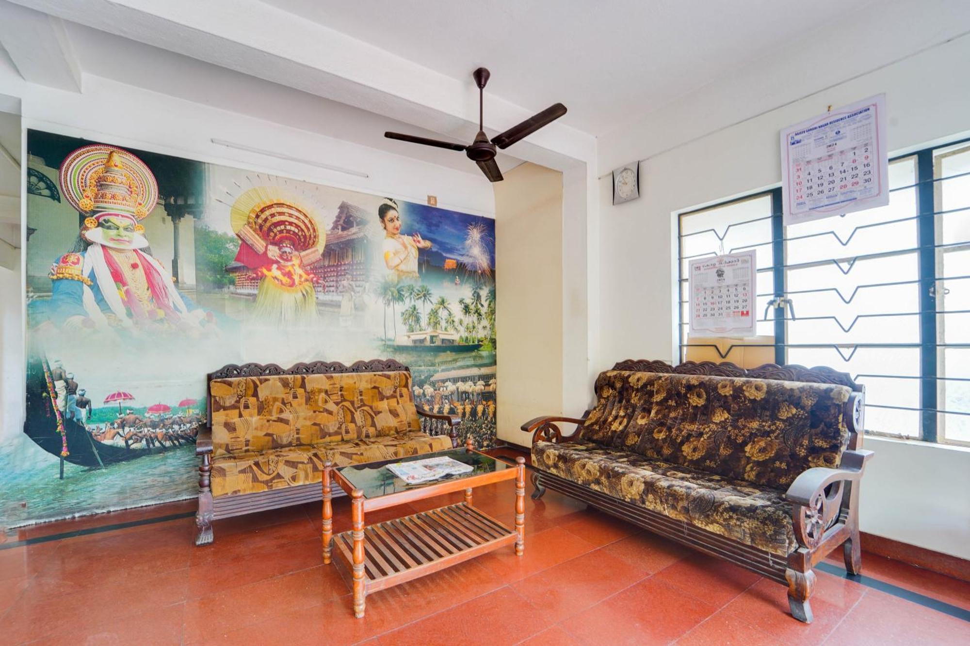 Hotel O Sai Tourist Home Thiruvananthapuram Buitenkant foto