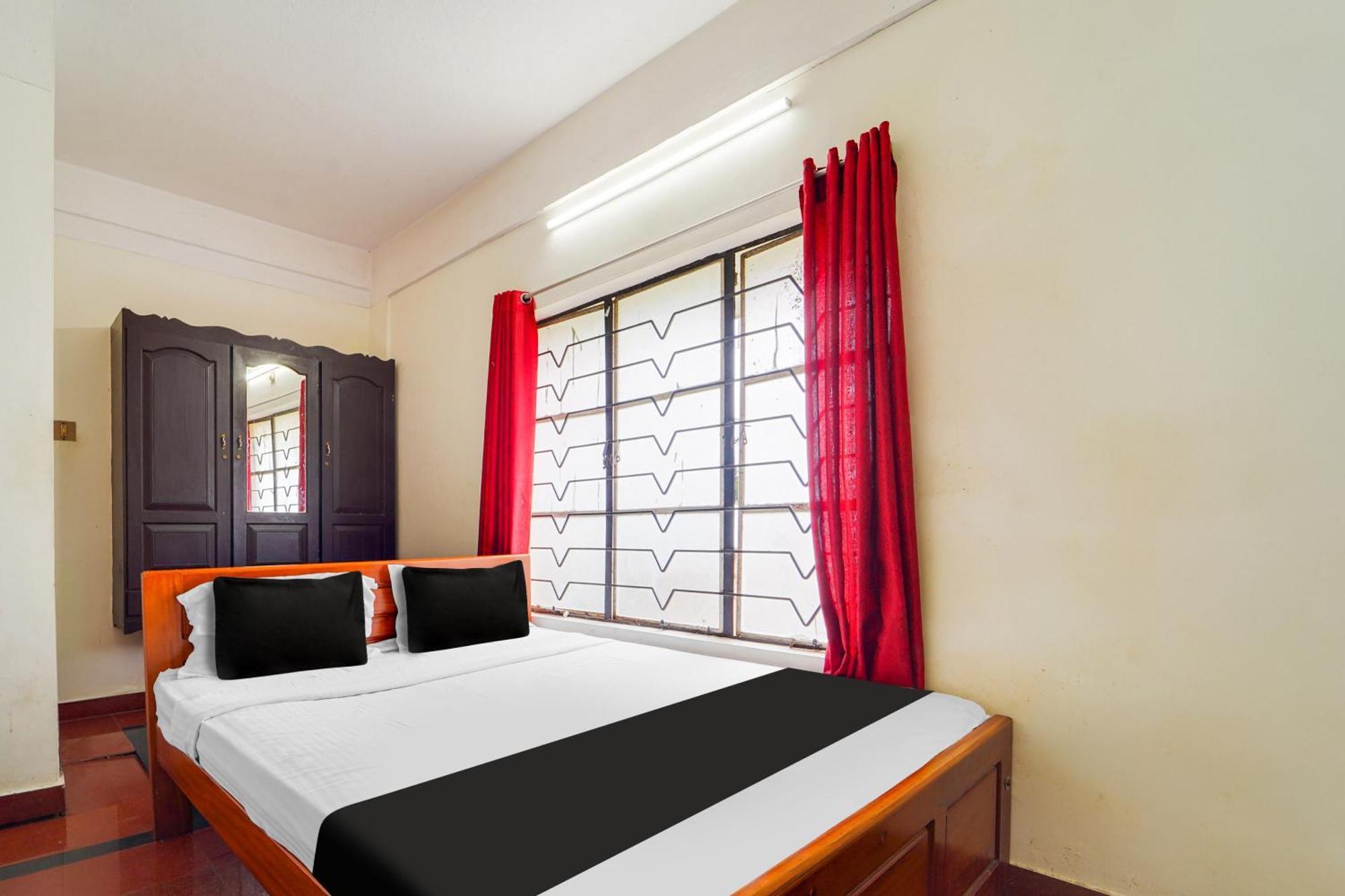 Hotel O Sai Tourist Home Thiruvananthapuram Buitenkant foto